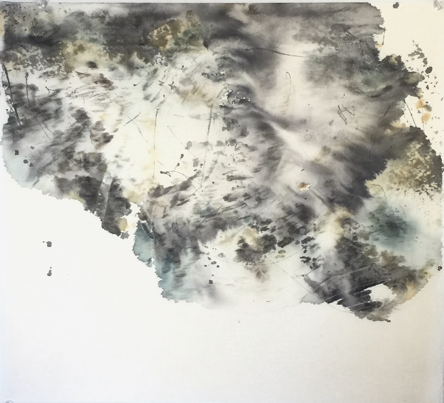 Cloud Rock 1 49 X 48 cms, sumi ink,acrylic, water colour 雲岩　1　墨アクリル　水彩絵具　2019